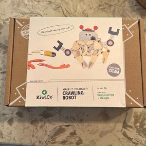 New Kiwi Co Crawling Robot Build Your Own Kit Set Box
